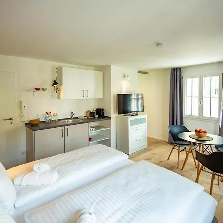 Gaestehaus Am Schlossplatz, Z. 1 ゲストハウス メーアスブルク