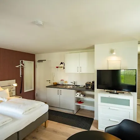 Gaestehaus Am Schlossplatz, Z. 1 *