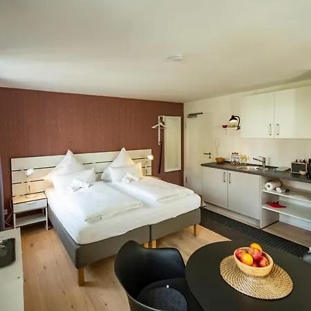 Gaestehaus Am Schlossplatz, Z. 1