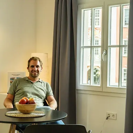 Gaestehaus Am Schlossplatz, Z. 1 ゲストハウス 3*