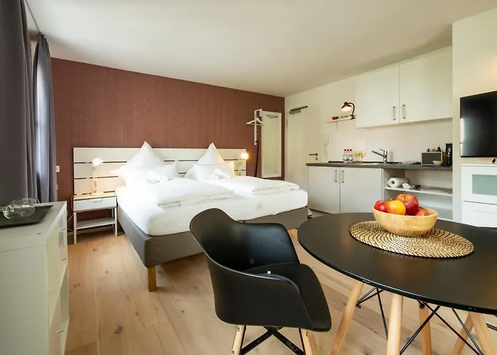 Gaestehaus Am Schlossplatz, Z. 1