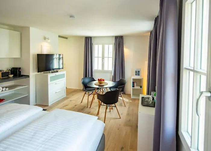 Gaestehaus Am Schlossplatz, Z. 1 Гостевой дом Меерсбург