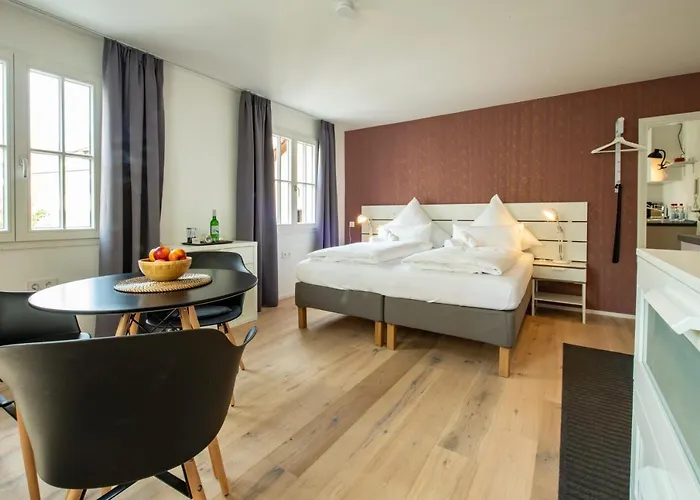 Гостевой дом Gaestehaus Am Schlossplatz, Z. 1